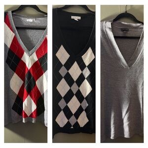 Lot of 3 New York & Company Sweaters - Size XL